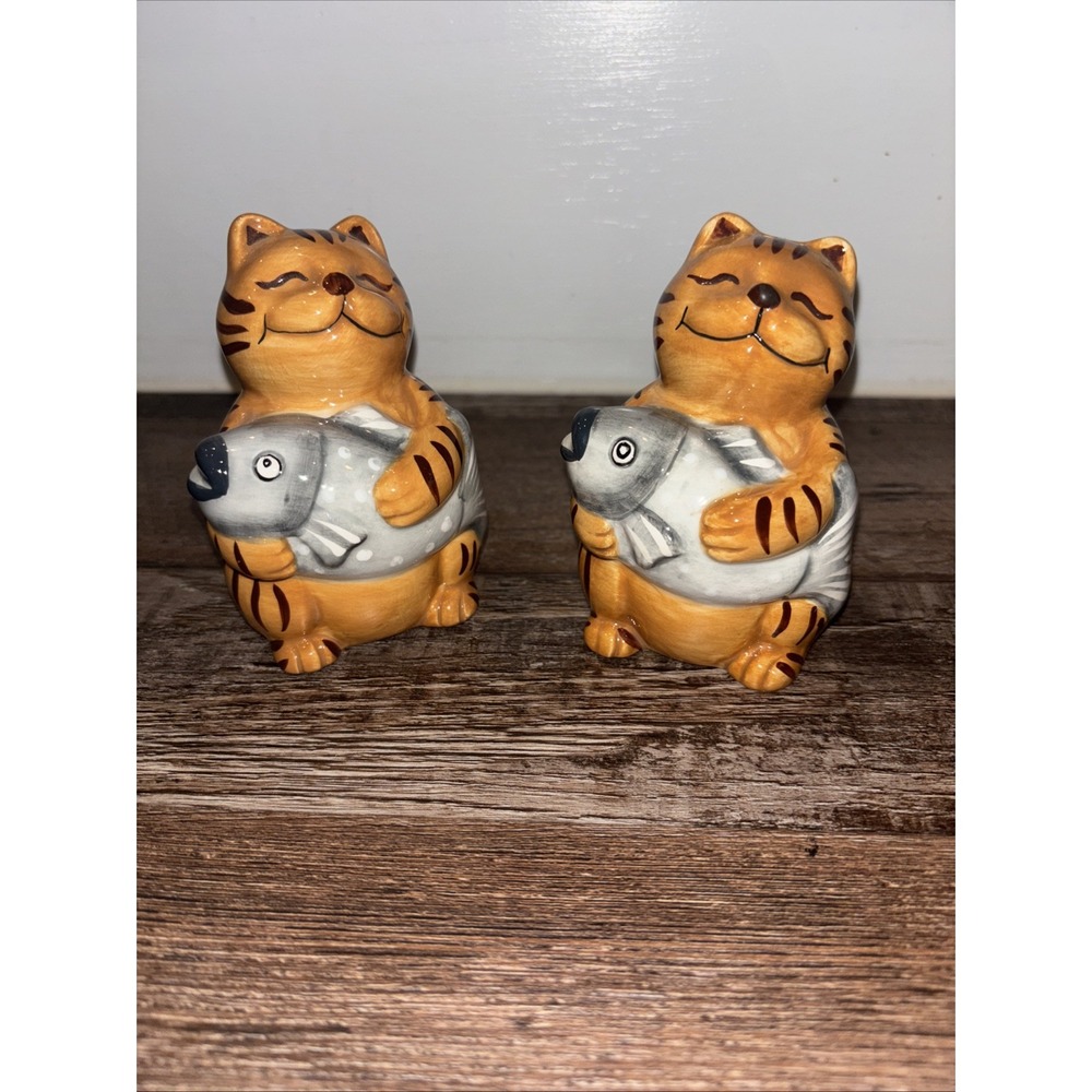 Tabby Cat Orange Striped Chubby Kitty Hug Fish Salt & Pepper Shakers